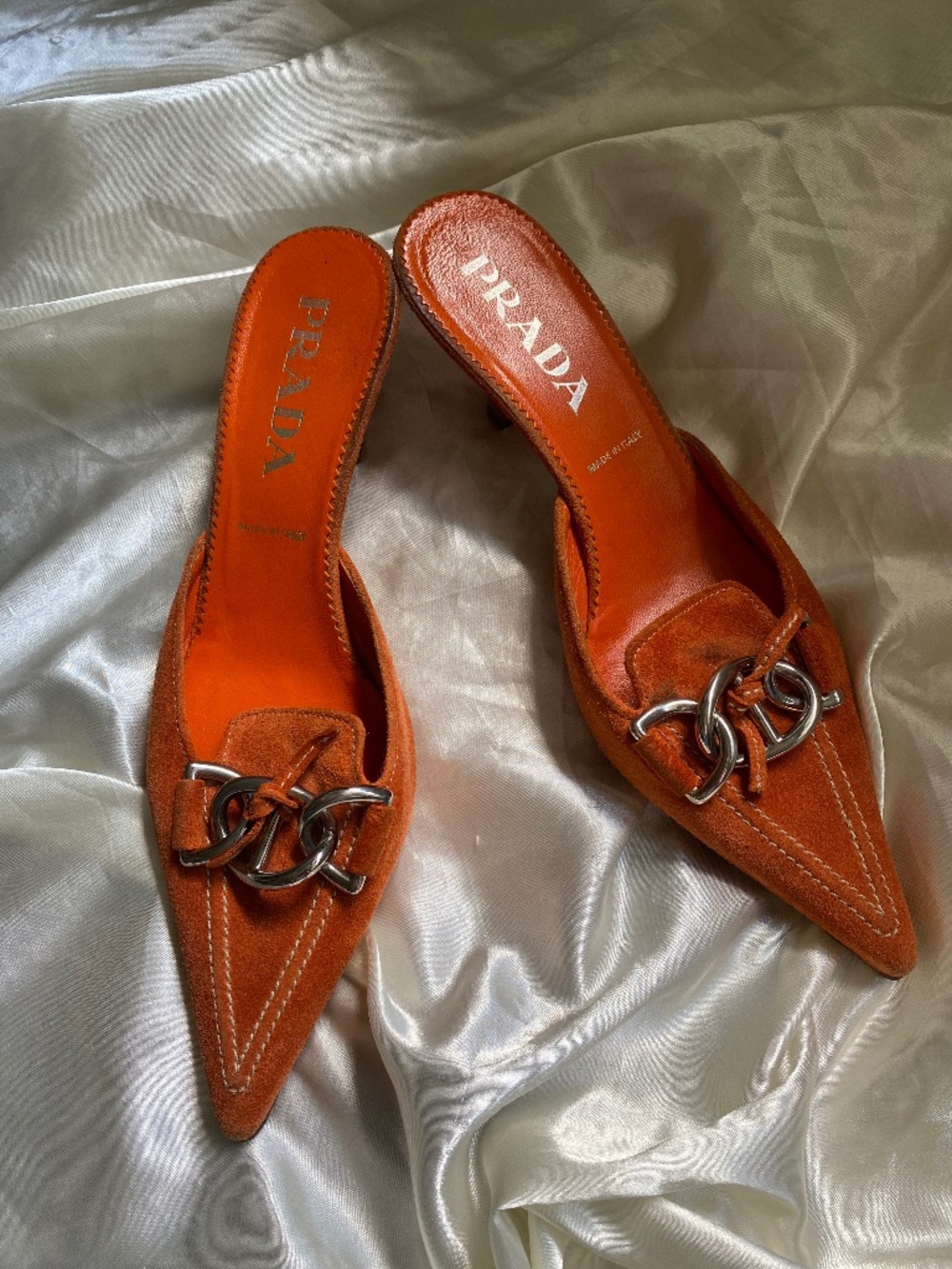 Vintage y2k Prada Orange Suede Chain Pointed Toe Kitten Heel Size 37 / 6.5/7